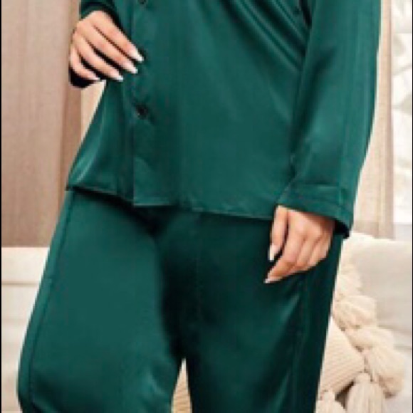 Christmas Night High Waist Satin Pajama Pants in Hunter Green